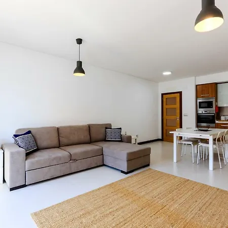 Apartament Sea & Sea Apartment, Be Moments From The Beach Atouguia Da Baleia